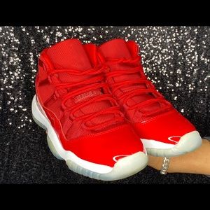 Win like 96 Jordan retro 11’s